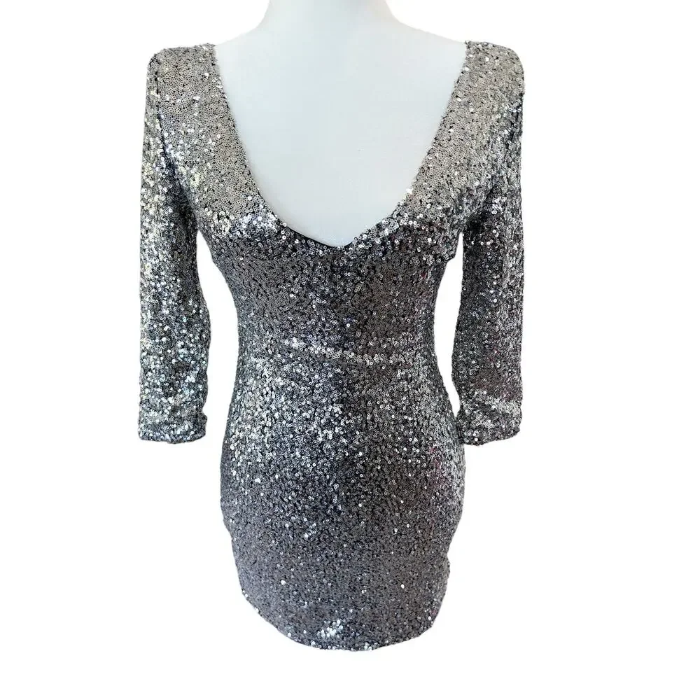 Windsor Sequin Dress Womens Small Silver Mini Bodycon NYE Holiday Glam Party